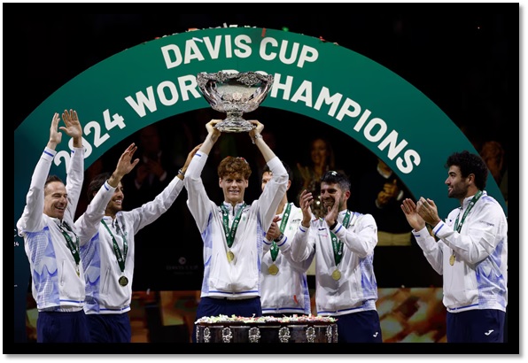Italia se coronó por segundo año consecutivo en la Copa Davis de la mano de su mejor jugador y líder del ranking de la ATP (Foto: REUTERS/Juan Medina)