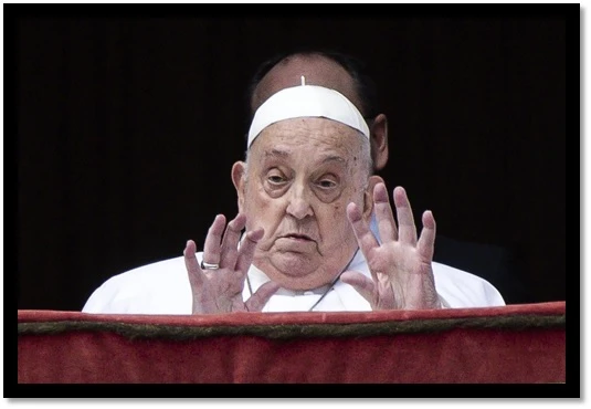 Última aparición pública del papa Francisco, ayer, el Domingo de Resurrección. Foto: EFE