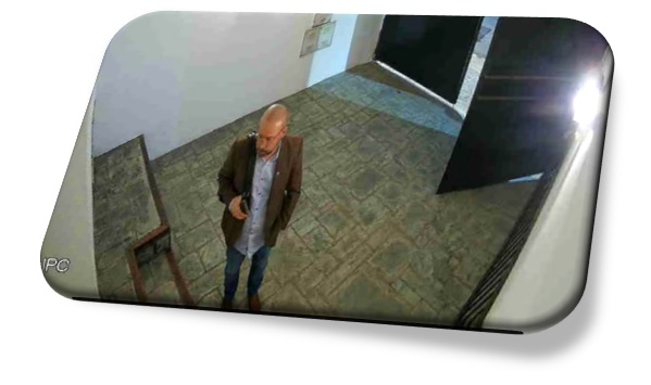 Diego Spagnuolo fue detectado ingresando a la casa de Miguel Ángel Calvete con una mochila. Se sospecha que fue a recibir 5 millones de pesos