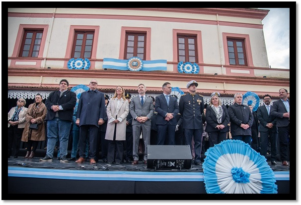 En los festejos por el 25 de Mayo, Frigerio hizo un fuerte llamado al diálogo y el consenso :: Asdigitalnews