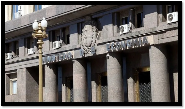El Gobierno ya "pateó" gasto en intereses de letras capitalizables por $17,3 billones este año :: Asdigitalnews