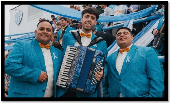Los Palmeras convierten un blooper en "Bombón Argentino" :: Asdigitalnews