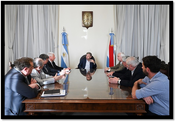 Frigerio recibió a representantes de CRA y Farer para analizar la situación de los caminos rurales :: Asdigitalnews