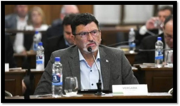 Trascendió que el senador provincial oficialista Gustavo Vergara dispone de casi $86 millones mensuales en contratos legislativos :: Asdigi